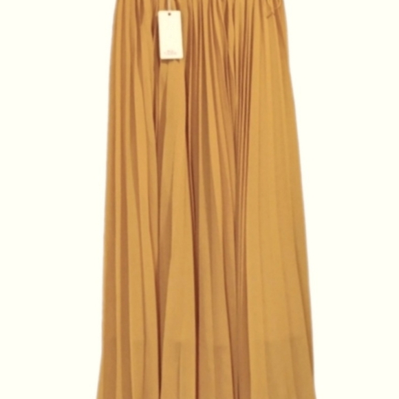 LUMIE. PLEATED MAXI SKIRT. POLYESTER W/LINING. "MUSTARD" XS. - Picture 3 of 10